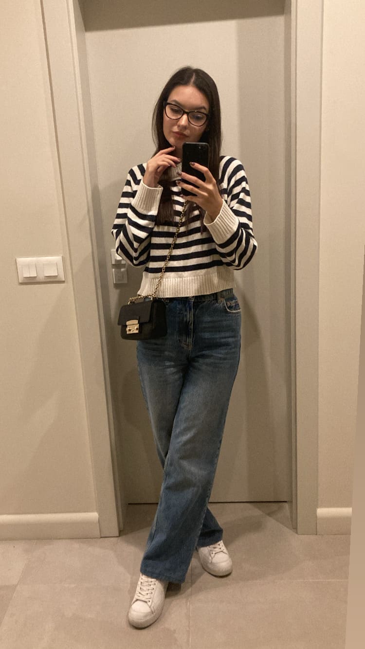 classic-pair-of-jeans-steph-fashion-but-how